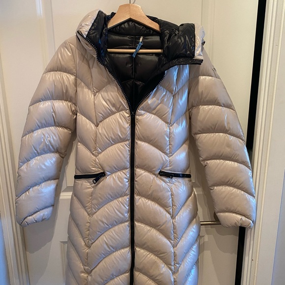 Moncler Marus Down Long Coat - Picture 2 of 4